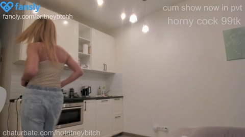 hotbritneybitch  03-09-2022